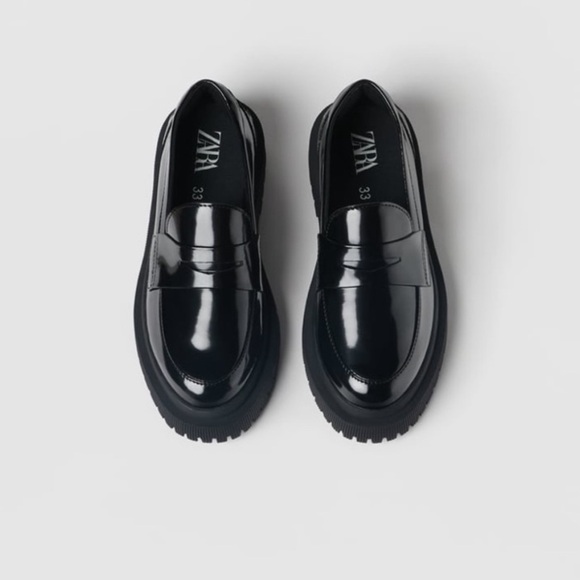 Zara Girls Black Patent Leather Loafers Size 31 - Picture 2 of 4